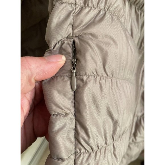Athleta Womens Small Puffer Coat Beige Gold Goose Down Zip Pockets Snap Quilted - Picture 12 of 14